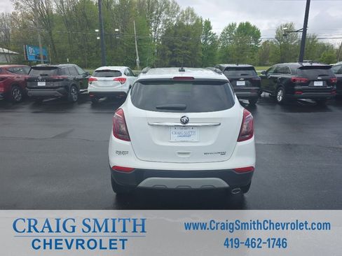 Used 2022 Buick Encore Preferred w/ Safety Package AWD/4WD image 5