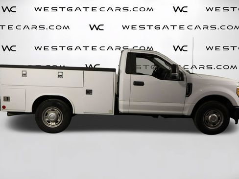 Used 2017 Ford F250 XL w/ Power Equipment Group RWD image 33