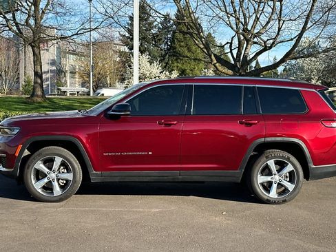 Used 2021 Jeep Grand Cherokee L Limited image 5