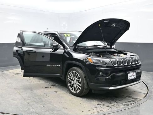 Used 2022 Jeep Compass Limited image 35