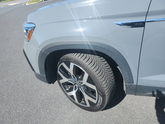 Used 2023 Volkswagen Taos SEL AWD/4WD image 17
