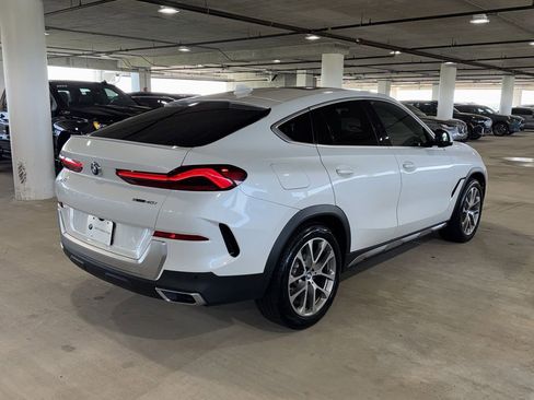 Used 2021 BMW X6 sDrive40i w/ Premium Package image 8