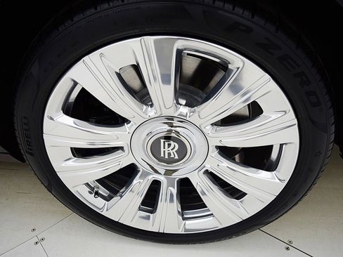 Used 2023 Rolls-Royce Ghost image 49