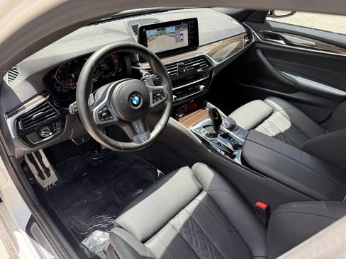 Used 2021 BMW 540i w/ M Sport Package RWD image 19