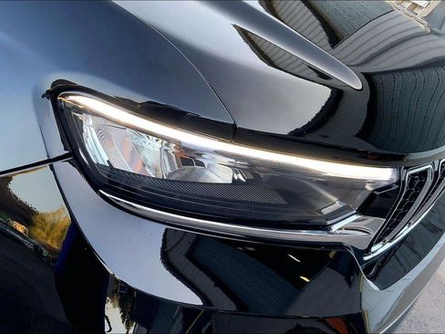 Certified 2023 Jeep Grand Cherokee Overland image 28