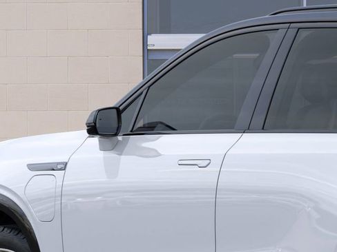 New 2026 Cadillac Vistiq Sport w/ LPO, Floor Liner Package AWD/4WD image 12