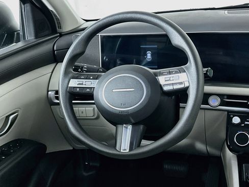 Used 2025 Hyundai Tucson SEL FWD image 18