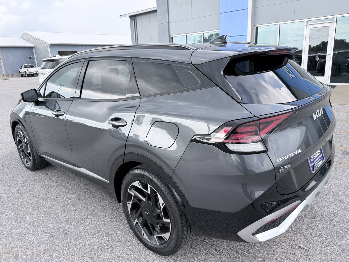Used 2023 Kia Sportage SX FWD image 7