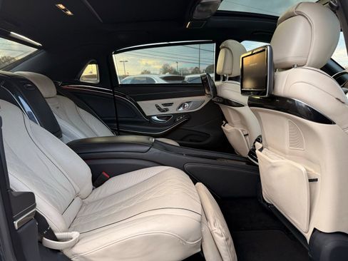 Used 2016 Mercedes-Benz Maybach S 600 image 30