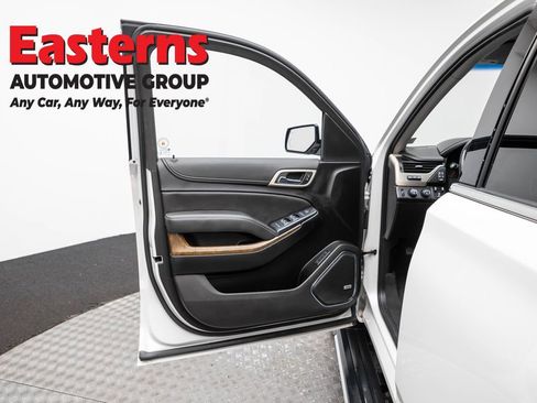 Used 2020 GMC Yukon Denali w/ Denali Ultimate Package image 17