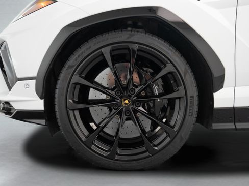 Used 2024 Lamborghini Urus S AWD/4WD image 10