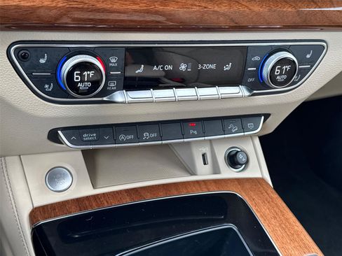 Used 2023 Audi Q5 2.0T Premium Plus w/ Premium Plus Package image 31