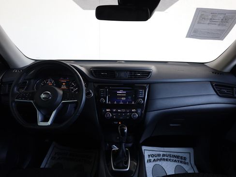 Used 2019 Nissan Rogue SV AWD/4WD image 29