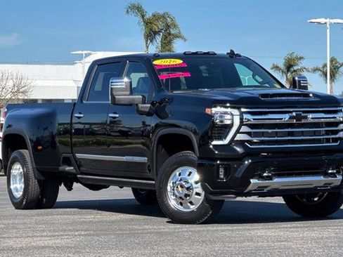 New 2026 Chevrolet Silverado 3500 High Country w/ High Country Premium Package image 2