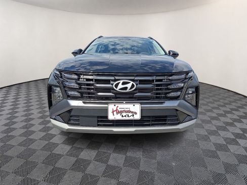 Used 2025 Hyundai Tucson SEL FWD image 2