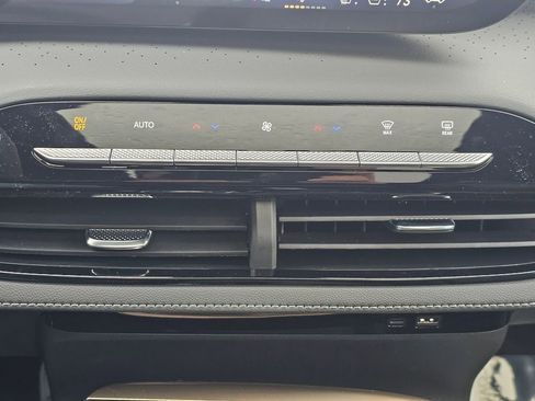 New 2026 Buick Enclave Avenir w/ Super Cruise Package image 74