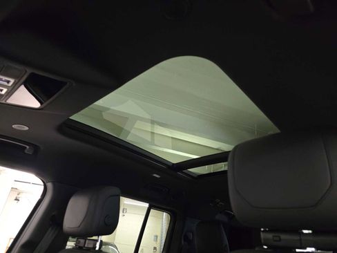 Used 2024 Land Rover Defender 130 Outbound image 22