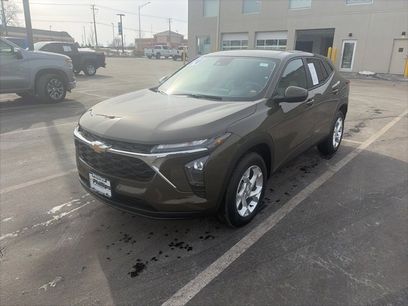 Used 2024 Chevrolet Trax LS w/ LS Convenience Package