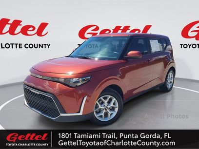Used 2023 Kia Soul LX w/ LX Technology Package
