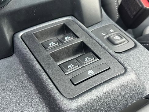 New 2025 Ford Bronco Badlands w/ Sasquatch Package image 19