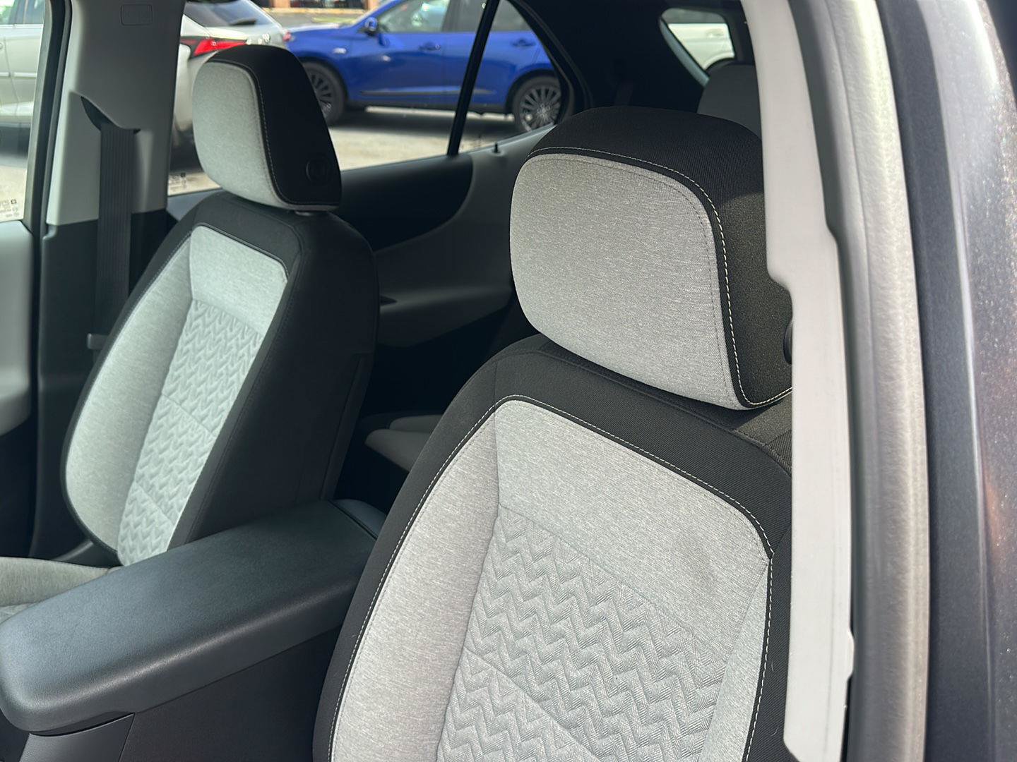 Used 2022 Chevrolet Equinox LT FWD image 25