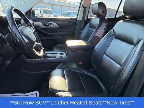 Used 2020 Chevrolet Traverse LT w/ LT Premium Package image 5