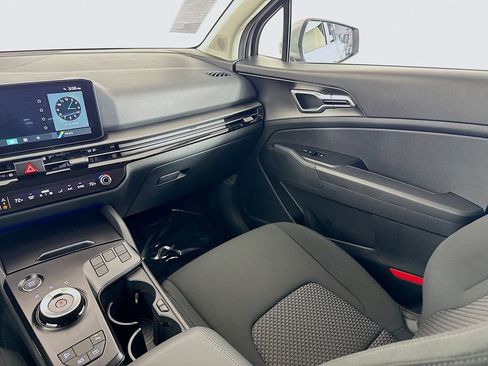 New 2026 Kia Sportage LX FWD image 26