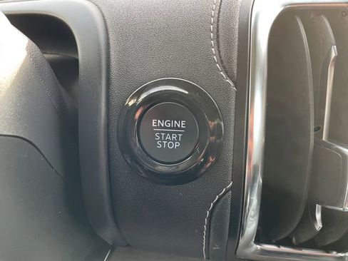 Certified 2025 Ford Expedition Max Platinum image 36