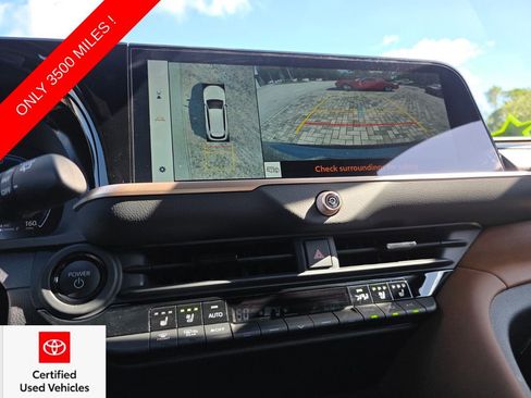 Certified 2025 Toyota Crown Signia w/ Advanced Technology Package AWD/4WD image 33