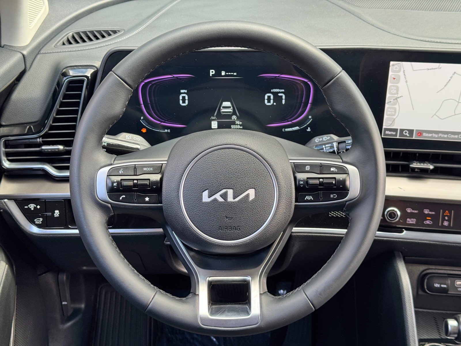 Used 2025 Kia Sportage EX w/ Premium Package FWD image 19