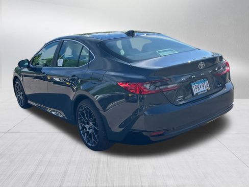 Used 2026 Toyota Camry XLE w/ Premium Plus Package AWD/4WD image 4