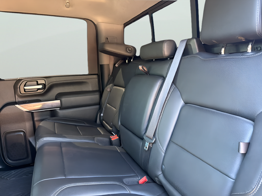 Used 2020 Chevrolet Silverado 2500 LTZ w/ LTZ Premium Package AWD/4WD image 32