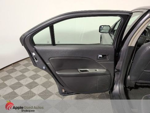 Used 2011 Ford Fusion SEL w/ 301A Rapid Spec Order Code image 27
