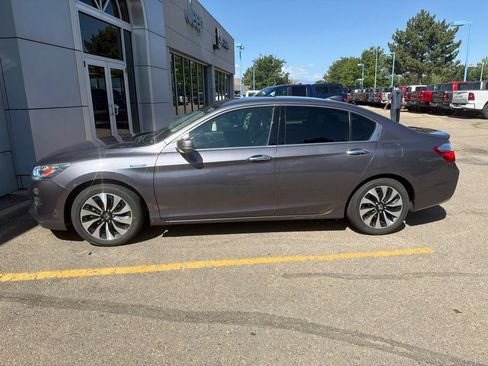 Used 2015 Honda Accord Touring image 8