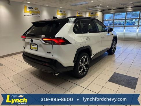 Used 2024 Toyota RAV4 XSE AWD/4WD image 25