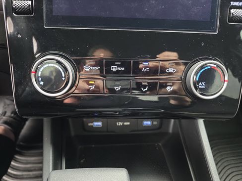 Used 2024 Hyundai Santa Cruz SE image 28