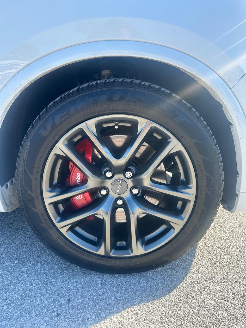 Used 2018 Dodge Durango SRT w/ SRT Interior Appearance Group AWD/4WD image 15