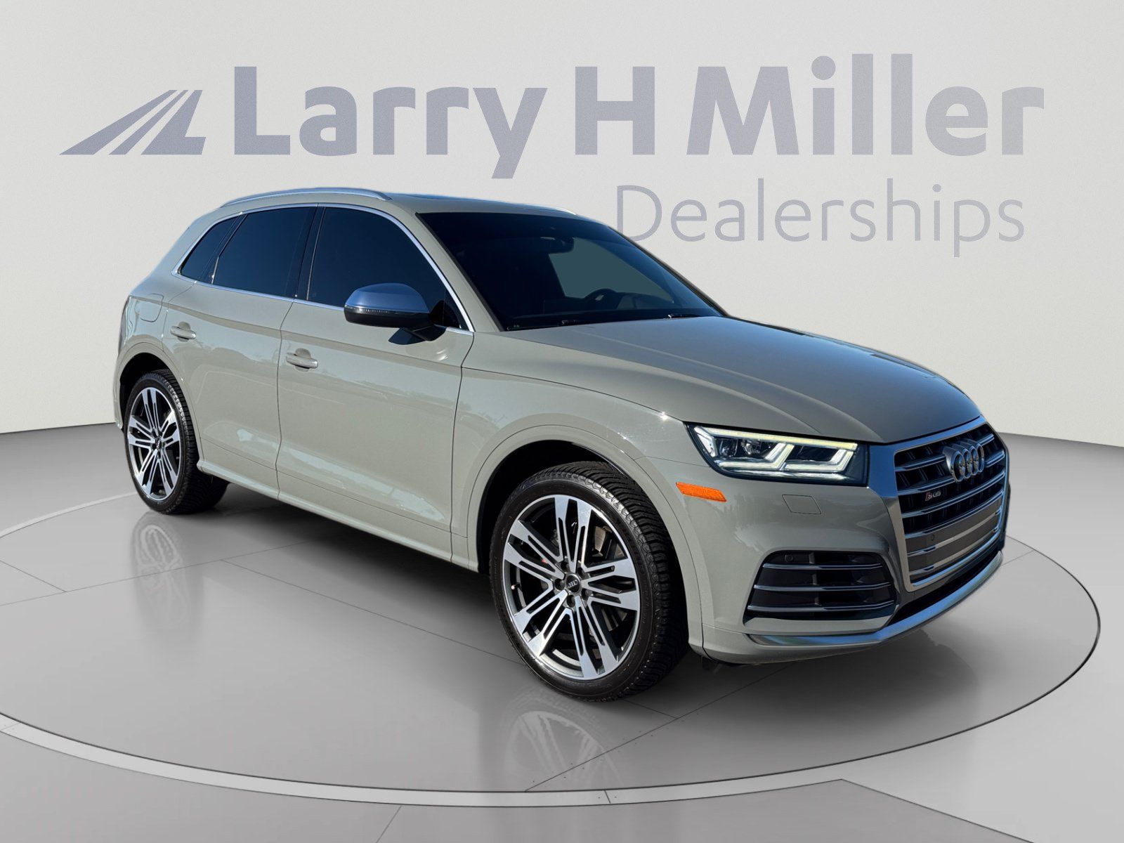 Used 2019 Audi SQ5 Premium Plus w/ Premium Plus Package AWD/4WD image 7
