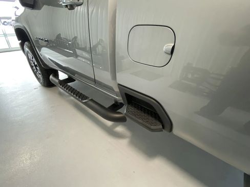 Used 2025 Chevrolet Silverado 2500 LT AWD/4WD image 13