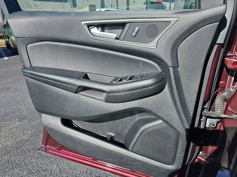 Used 2024 Ford Edge SEL image 31