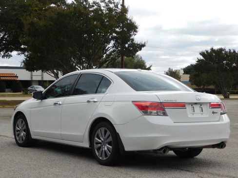 Used 2012 Honda Accord EX-L image 6