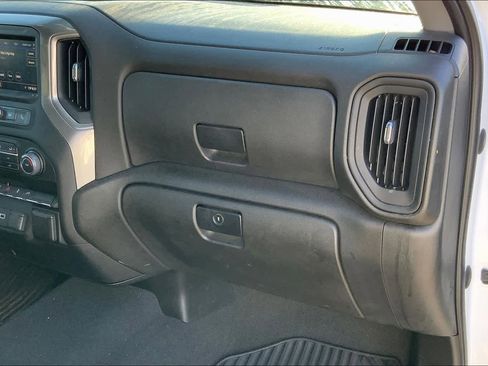 Used 2022 Chevrolet Silverado 1500 Custom w/ Safety Confidence Package image 18