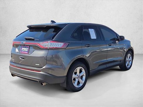 Used 2018 Ford Edge SE FWD image 5