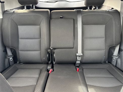 Used 2022 GMC Terrain SLE w/ Elevation Edition image 20