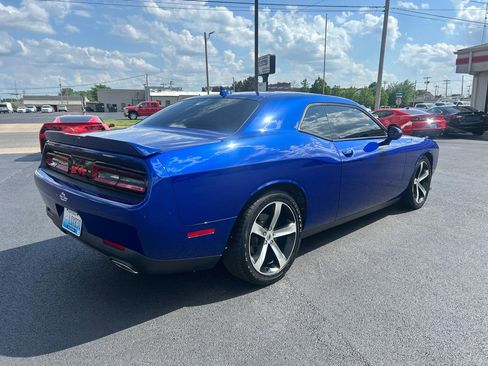 Used 2019 Dodge Challenger GT w/ Plus Package RWD image 5