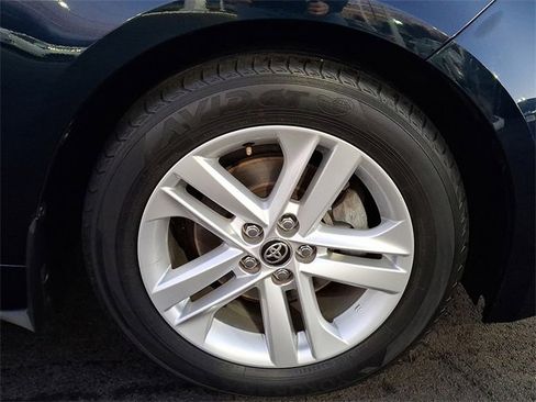 Certified 2022 Toyota Corolla SE image 12