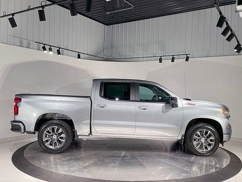 Used 2023 Chevrolet Silverado 1500 RST w/ Convenience Package II image 10