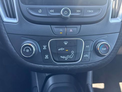 Used 2024 Chevrolet Malibu RS FWD image 18