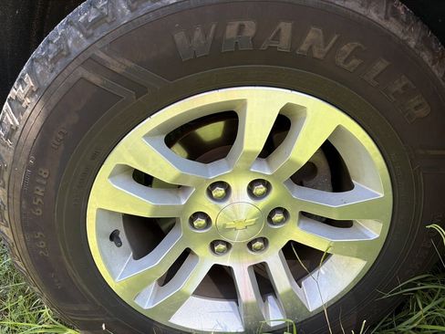 Used 2019 Chevrolet Silverado 1500 LT w/ All Star Edition RWD image 5