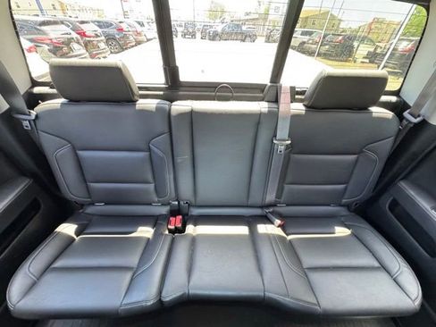 Used 2017 GMC Sierra 1500 SLT w/ SLT Preferred Package AWD/4WD image 15